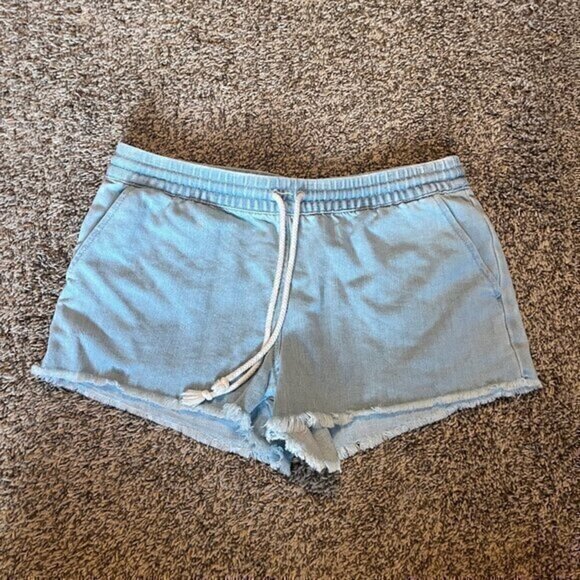 Aerie light wash chambray pull on shorts - Picture 1 of 3